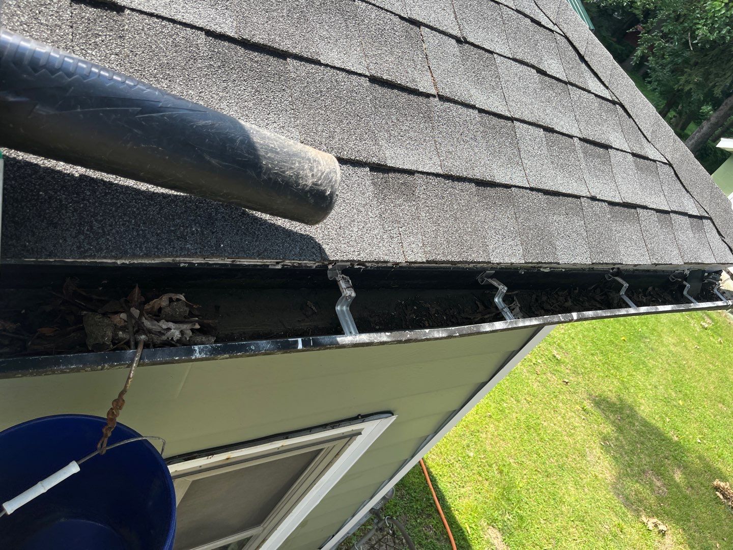 Gutter cleaning bowling green ohio